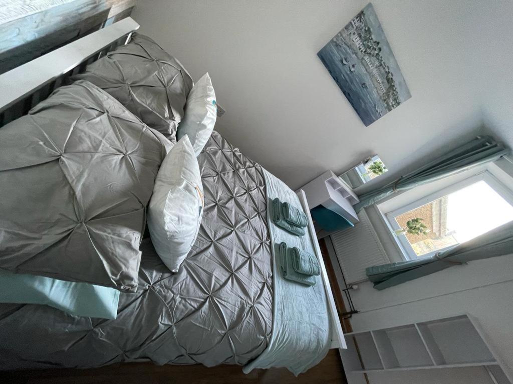 Harbour Loft! Newly Refurbished 3 Bed Flat! Leilighet Burry Port Eksteriør bilde