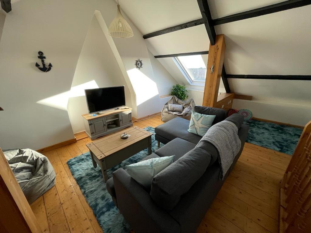 Harbour Loft! Newly Refurbished 3 Bed Flat! Leilighet Burry Port Eksteriør bilde